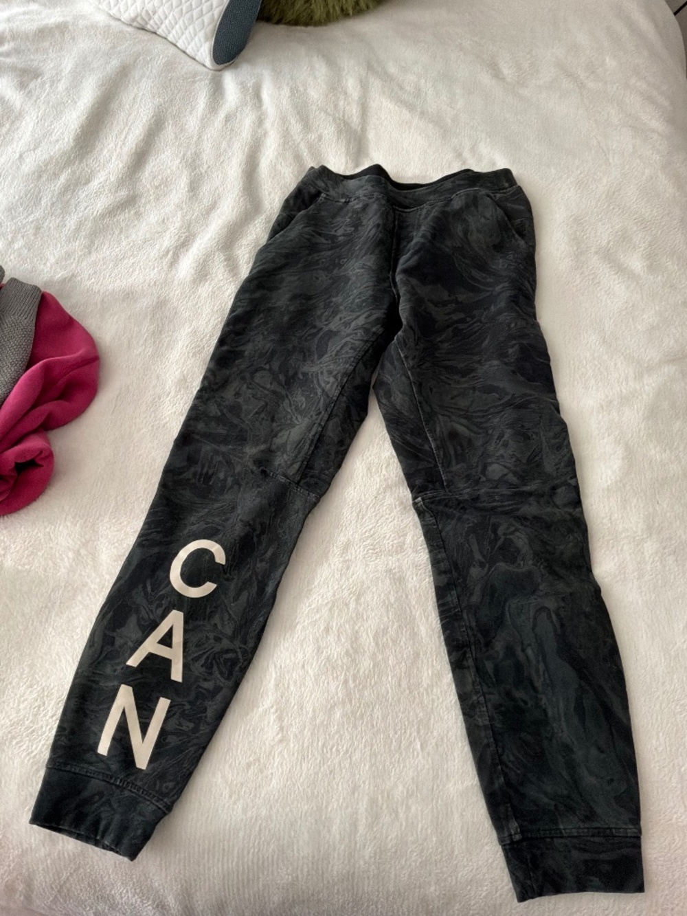 Lululemon Team Canada Winter Olympic City Sweat Jogger Maple Metamorphosis